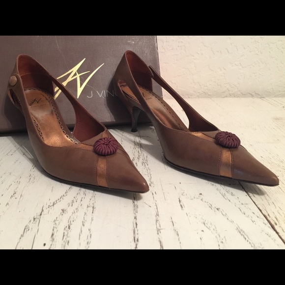 J Vincent Heels Side cut out Size 6.5 - Picture 3 of 9